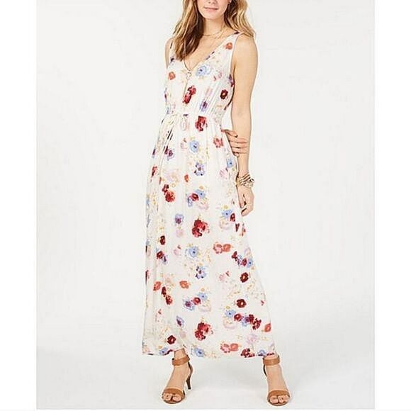 Lucky brand  - Picture 1 of 6